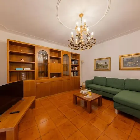 Apartman La Terrazza Sui Monti *