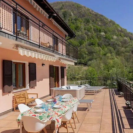 Apartment La Terrazza Sui Monti Castiglione dʼIntelvi