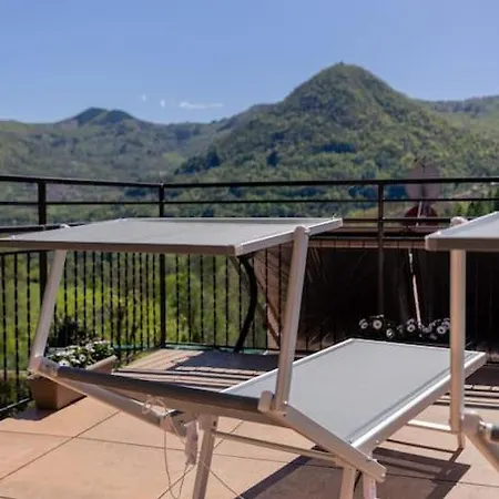 アパート La Terrazza Sui Monti *