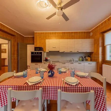 La Terrazza Sui Monti Castiglione dʼIntelvi