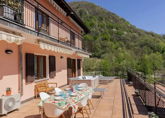 Lejlighed La Terrazza Sui Monti Castiglione dʼIntelvi